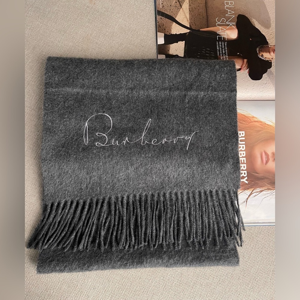 Burberry Solid Cursive Logo 100% Cashmere Scarf In Medium Gray Size 12”x 74” - Picture 9 of 9